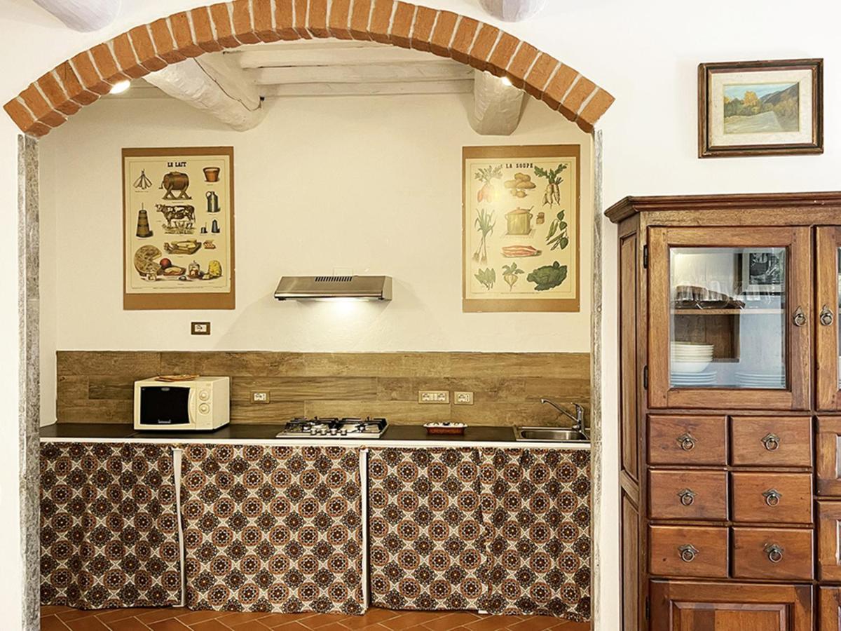 Appartamento Con Piscina E Giardino A Сиена Экстерьер фото