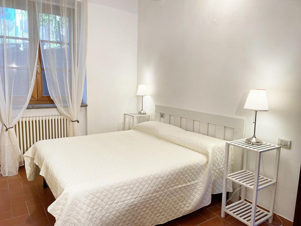 Appartamento Con Piscina E Giardino A Сиена Экстерьер фото
